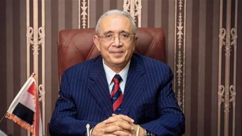 النائب ياسر عمر وكيل