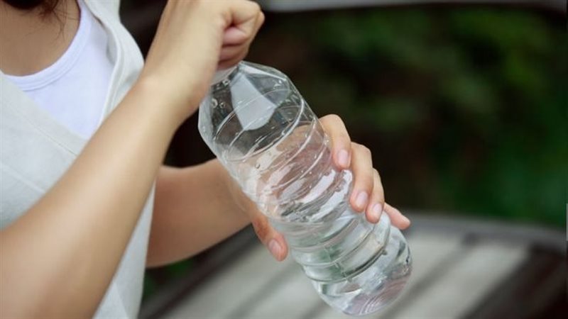 جزيئات البلاستيك