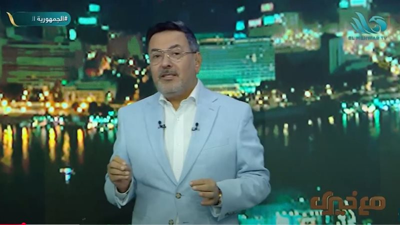 الإعلامي خيري رمضان