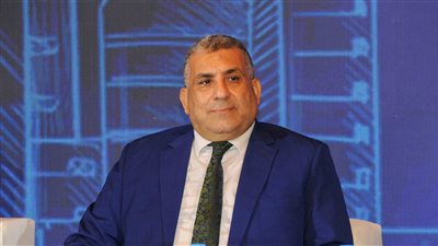 الضرائب: 14% قيمة مضافة على المحال والمنشآت السياحية فقط