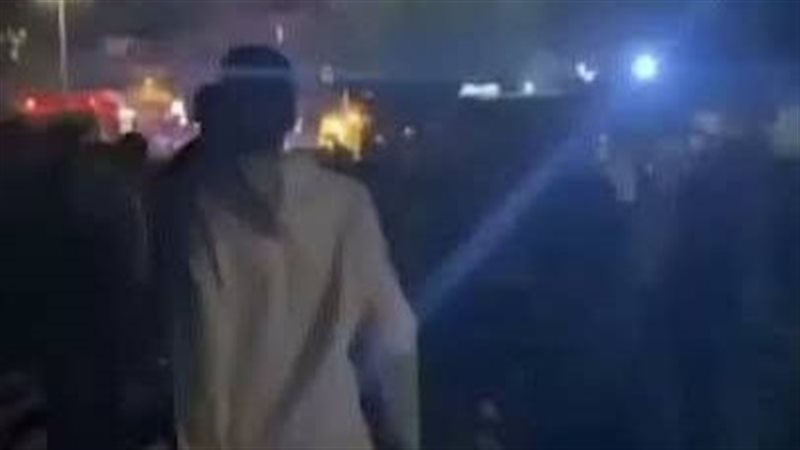 مشاجرة بالزجاج