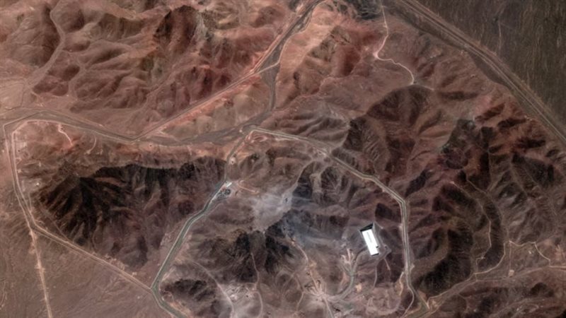 صور أقمار صناعية