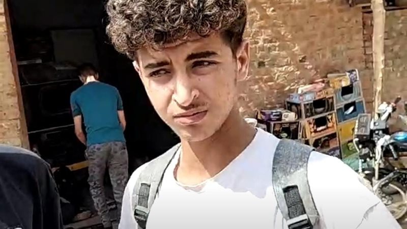 أحد الطلاب