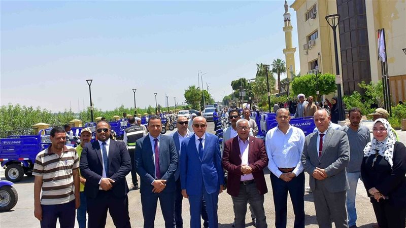 محافظ الاقصر