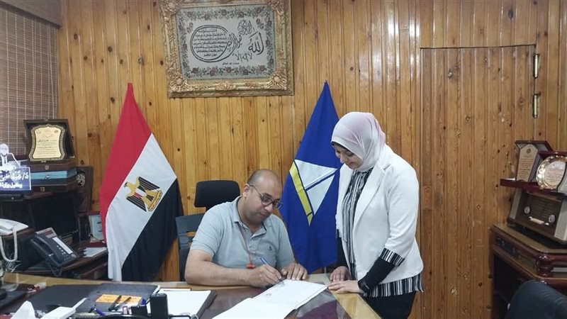 يعتمد الدكتور محمد