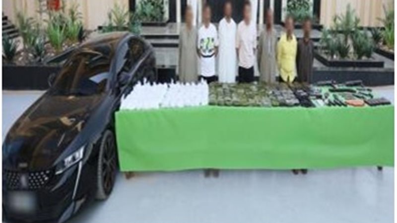 المتهمين والمواد