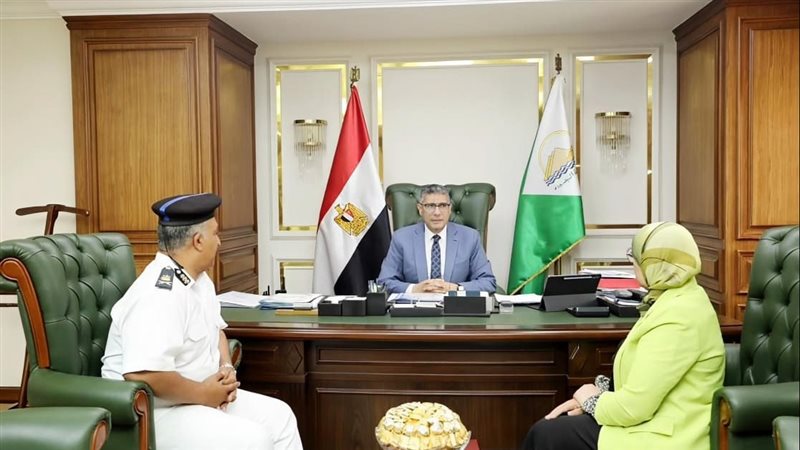 عادل النجار محافظ