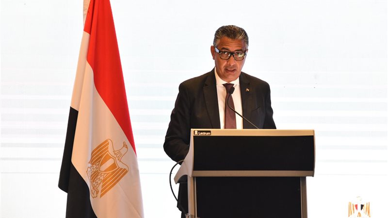 وزير التموين شريف