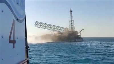 أسماء مصابي حادث غرق حفار بترول بمنطقة جبل الزيت شمال البحر الأحمر