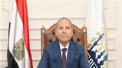 محافظ القاهرة يعفى رئيس حى دار السلام من منصبه بسبب مخالفات البناء 