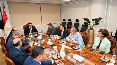 وزير الإسكان يتابع الموقف التنفيذي لمشروع حدائق تلال الفسطاط