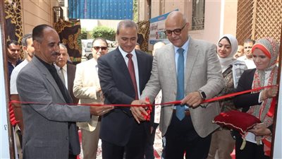 محافظ القليوبية يفتتح فرع دار المعارف ببنها لدعم الثقافة بأسعار مخفضة
