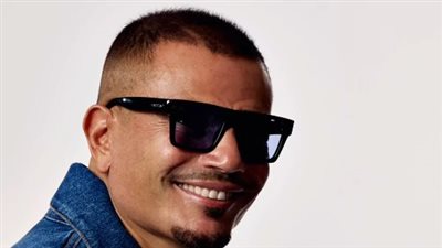  عمرو دياب يعلن طرح ألبومه الجديد 