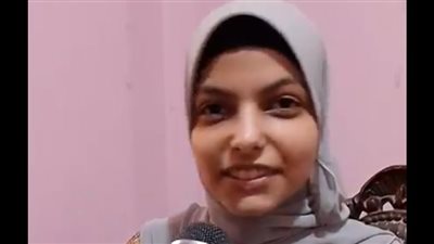 الطالبة ملك سويلم.. فتاة ذات فرشاة صغيرة تحلم بعالم كبير