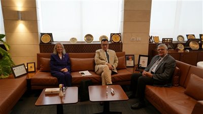 الجامعة المصرية اليابانية تبحث مع السفارة الفرنسية آفاق التعاون الأكاديمي