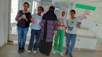 عروض القبة السماوية بالمركز الاستكشافي تجذب الزوار في رحلة علمية تفاعلية