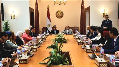 نموذج محاكاة مجلس الشيوخ يجمع وزيري الخارجية والشباب لتعزيز الوعي السياسي