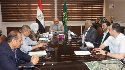 محافظ القليوبية يؤكد أهمية استغلال كورنيش النيل لإنشاء متنزهات وخدمات ترفيهية