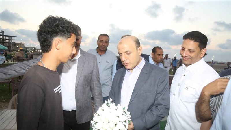 ورد وفل فى استقبال