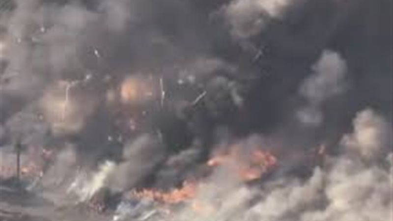 انفجار في مستودع