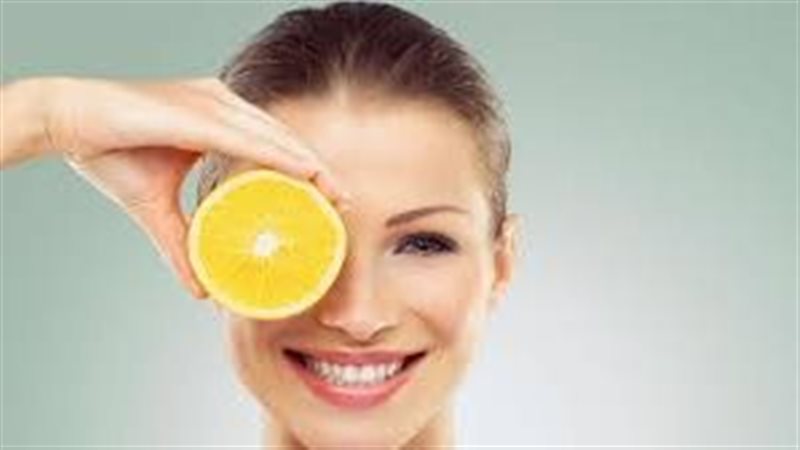 أطعمة تنقى البشرة