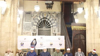 كبار علماء الأزهر يحتفون بختم 