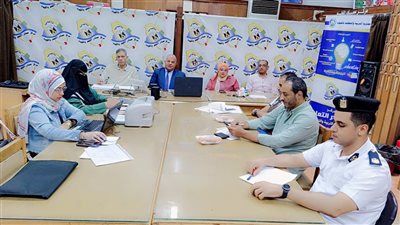 وكيل تعليم الفيوم يتابع امتحانات الثانوية العامة في مادتي الكيمياء والجغرافيا
