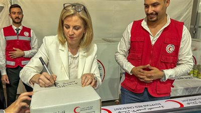 «خلال زيارتها للهلال الأحمر» وزيرة خارجية النمسا تتعرف على جهود مصر الإغاثية