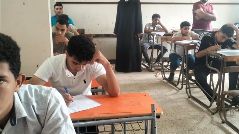 تفقد رئيس قطاع المعاهد