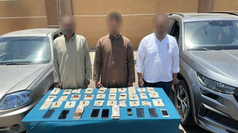 المتهمين والمضبوطات