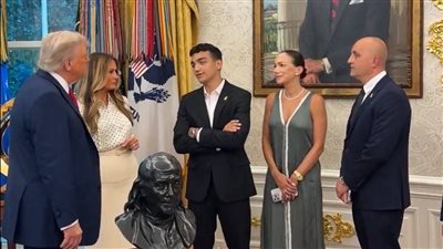 ترامب يستقبل الأسير الأمريكي عيدان ألكسندر في البيت الأبيض