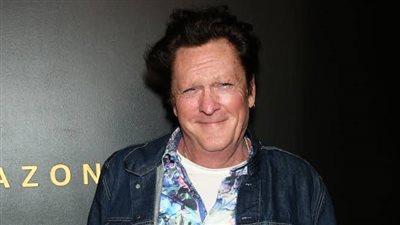 رحل بسبب توقف مفاجئ بالقلب .. تفاصيل وفاة الممثل الأمريكي مايكل مادسن