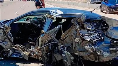 بينهم صغيرين.. وفاة أسرة كاملة في تصادم سيارتين على طريق العلمين