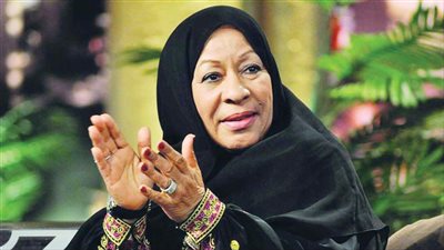 وفاة الفنانة الإماراتية رزيقة الطارش عن عمر 71 عامًا 