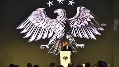 تفاعل واسع حظي به شعار سوريا الجديد.. فما هي رموز ودلالات هذه الهوية البصرية؟