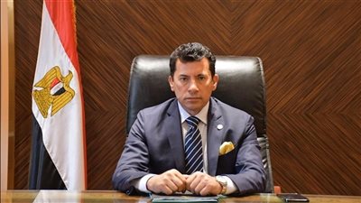 وزير الرياضة يوافق على أعمال تطوير الصالة المغطاة بالعريش مع ملعبين اكليريك