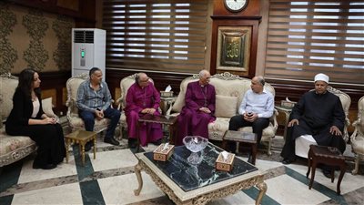 محافظ المنيا يلتقي وفد المركز المسيحي الإسلامي: مصر ستظل نموذجًا للتسامح