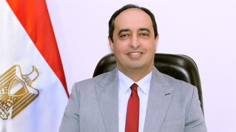 الدكتورعمرو عثمان