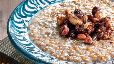 طريقة عمل العاشوراء في البيت بنفس طعم المحلات وبمكونات بسيطة