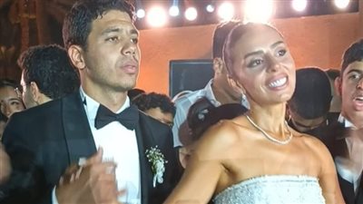 «بجوز ابني».. على طريقة عادل إمام رامي إمام يحتفل بزفاف نجله 