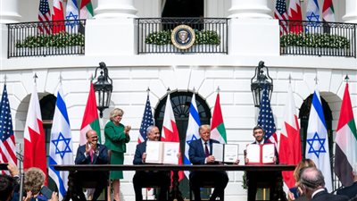 السلام مقابل الطاقة.. هل تسعى إسرائيل لتوسيع التطبيع عبر بوابة الغاز؟