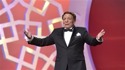 بعد حفل زفاف نجل رامي إمام .. هل حضر عادل إمام حفل حفيده؟