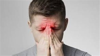 أعراض التهاب الجيوب الأنفية التي قد تخفي أورام خطيرة في الأنف والرأس