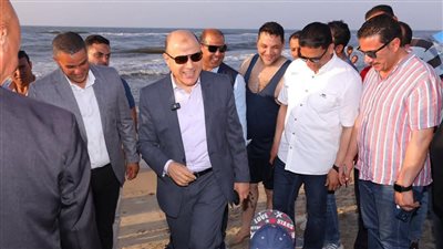 محافظ كفرالشيخ يكرّم المتميزين بالصحة.. تقديرًا لنجاح حملة «من بدري أمان» 