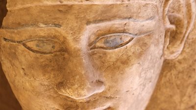 كشف أثري جديد.. العثور على مقبرة 