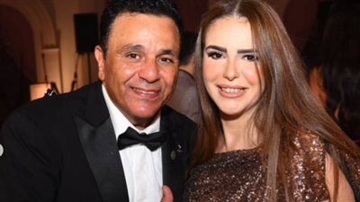 دنيا عبدالعزيز توجه تهنئة خاصة لمحمد فؤاد في حفل زفاف ابنته بسملة