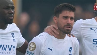 لقطة مؤثرة.. لاعبو الهلال يبكون حدادا على ديوجو جوتا في كأس العالم للأندية