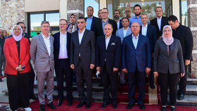 افتتاح خط إنتاج جديد لمرشحات الغسيل الكلوي بطاقة 10 ملايين فلتر سنويًا