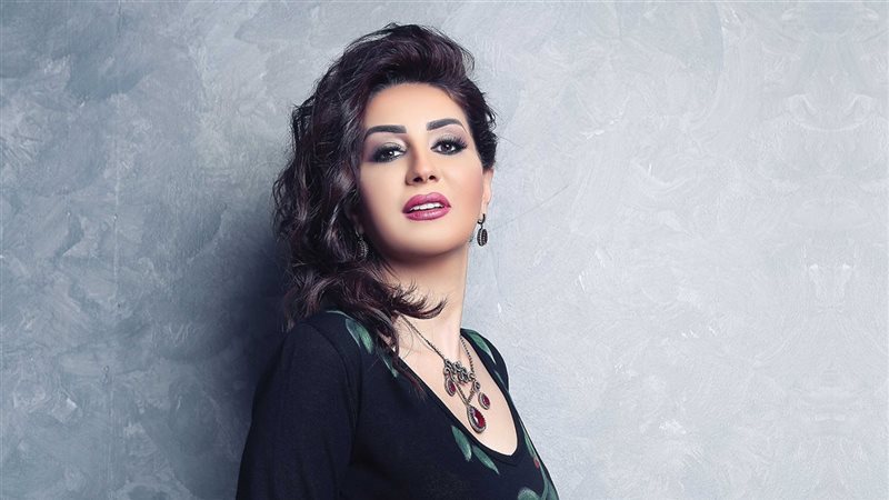 وفاء عامر