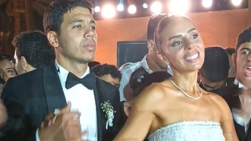 نجل رامي إمام وزوجته